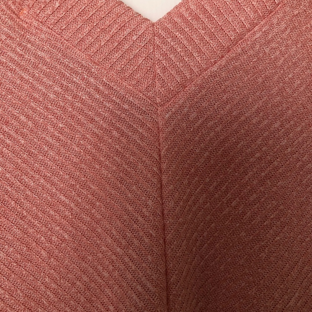 V Neck Loose Fit Top - Picture 5 of 6